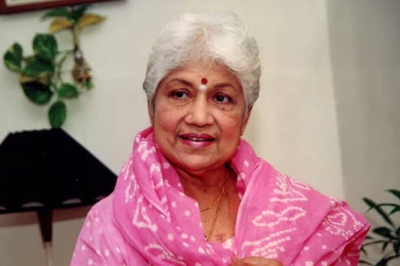 Hooked by her voice at the age of 15, director B N Reddy offered her a role in his film. She was quickly married and sent away, before her career began. Later, her family was desperately in need of money, and Sowcar remembered the film offer.